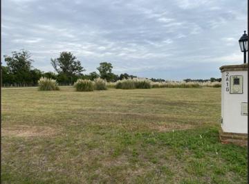 Terreno · 2045m² · Lote en Venta en Estancia Villa Maria