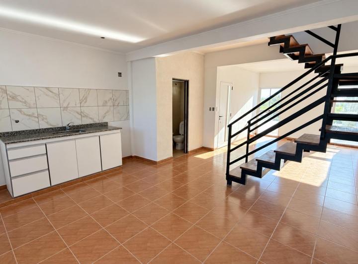 Departamento · 98m² · 4 Ambientes · 1 Cochera