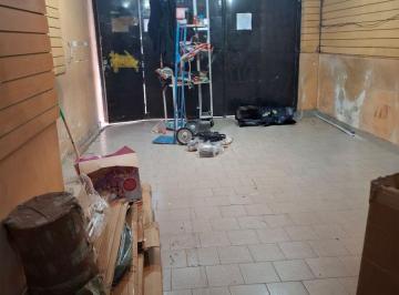 Local comercial , Once · Pasteur y Rivadavia. 165 m² Una Planta