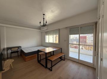 Departamento de 1 ambiente, Caballito · Monoambiente Amoblado Reciclado a Nuevo en Caballito con Enorme Balcón Terraza