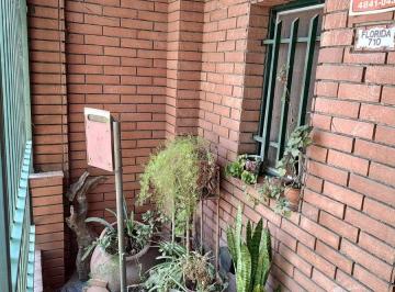 PH de 3 ambientes, Tres de Febrero · PH 3 Ambientes con Patio y Terraza - Posesión Inmediata - Loma Hermosa - a 1/2 Cuadra Ruta 8 - Apto