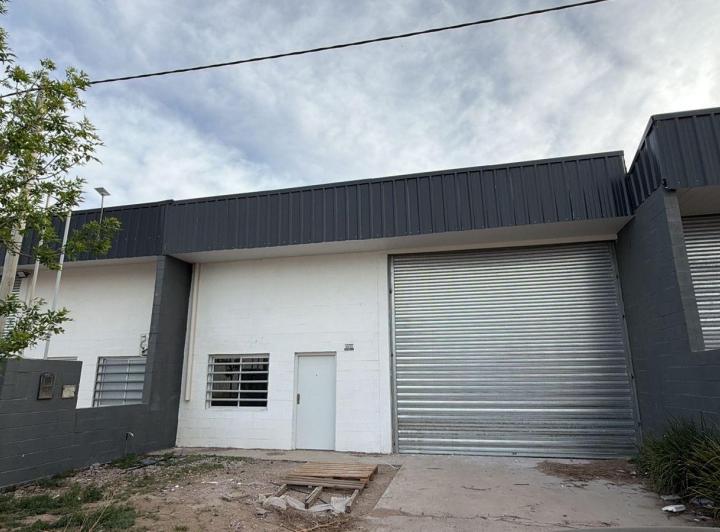 Bodega-Galpón · 200m²
