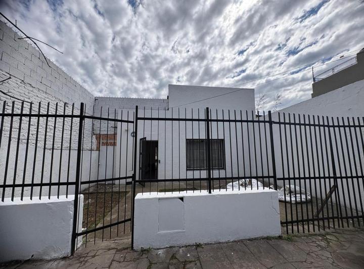 Casa · 80m² · 3 Ambientes · 1 Cochera