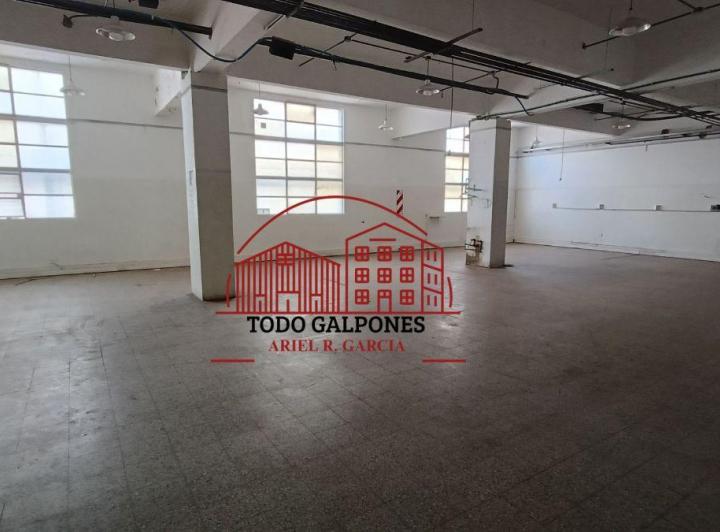Bodega-Galpón · 450m²