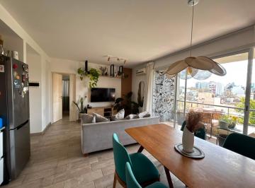 Departamento en Alquiler de 2 ambientes  · Hermoso Dos Ambientes con Balcon y Terraza Propia | Cochera Cubierta