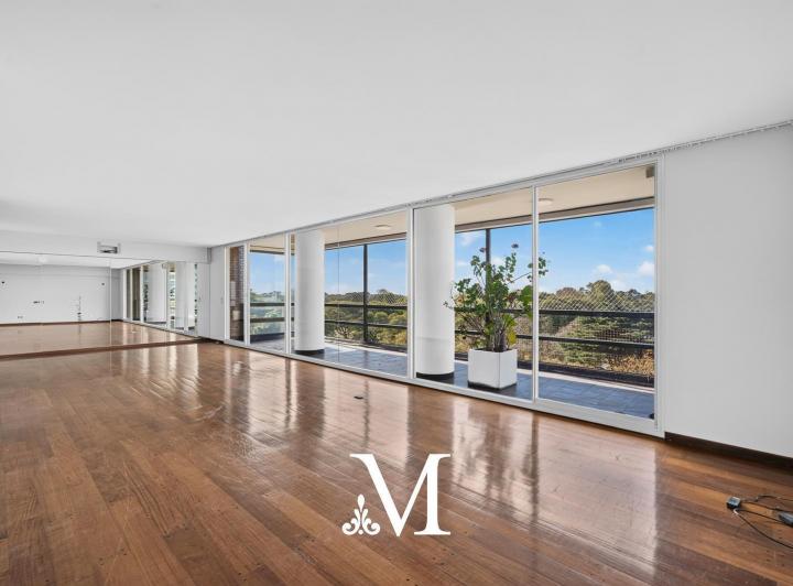 Departamento · 377m² · 6 Ambientes · 2 Cocheras