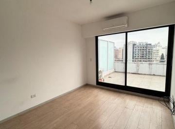 Departamento de 2 ambientes, Parque Patricios · Hermoso Departamento 2 Ambientes con Balcón Aterrizado