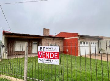 Casa · 161m² · 6 Ambientes · 4 Cocheras · Casa en Bahia Blanca