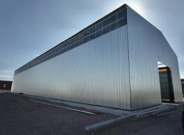 Bodega-Galpón · 1080m² · 1 Ambiente · Alquiler de Galpón en Cercanía a Ruta 7 y 17 de Añelo