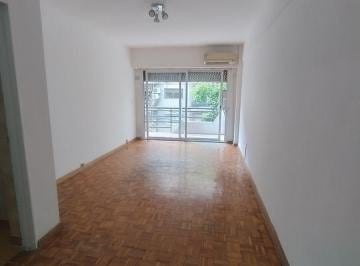 Departamento de 3 ambientes, Caballito · Departamento de 70 m² con 2 Dorm. en Alquiler en Caballito Norte, Piso 2, Frente. Luminoso