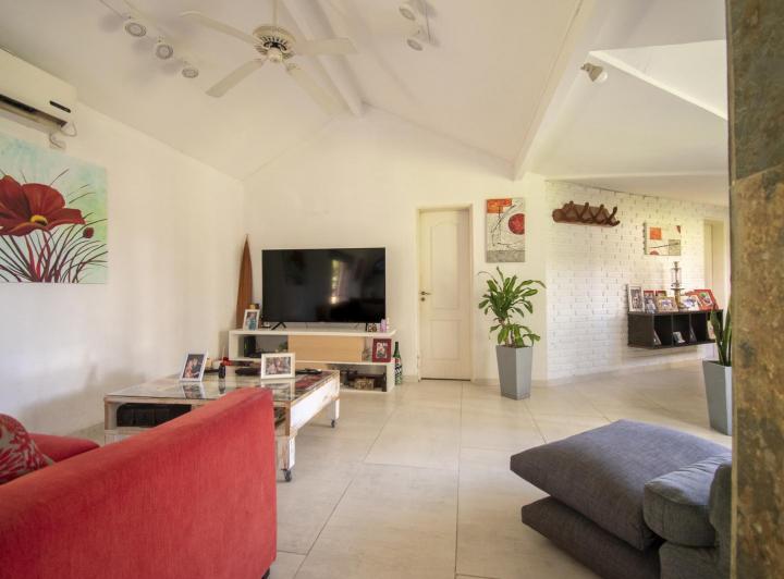 Casa · 102m² · 3 Ambientes · 2 Cocheras
