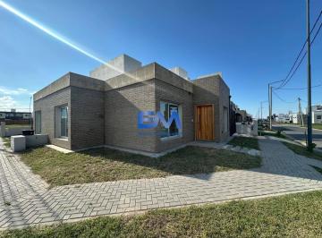 ANM-ANM-359_2 · Alquilo Duplex 2 Dorm. con Patio Asador - Prados de Manantiales