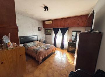 Casa · 136m² · 4 Ambientes · 2 Cocheras · Venta Casa 4 Amb con Cochera en Florencio Varela