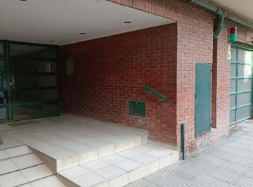 Departamento · 93m² · 3 Ambientes · 1 Cochera · Alquiler Dpto 3 Amb con Dependecia y Cochera