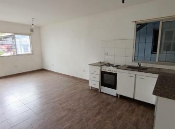 Departamento · 42m² · 2 Ambientes · Venta Dpto 2 Amb Amplio en Castelar, ofrece Financ