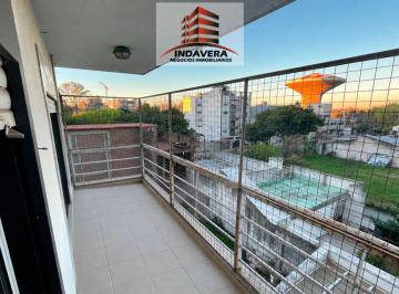 Departamento de 2 ambientes, Tres de Febrero · Hermoso Depto 2 Amb de 50 m² Totales con Balcón - V. Abierta - Caseros Centro