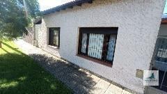 Casa · 200m² · 4 Ambientes · 2 Cocheras · Casa en Parque Luro