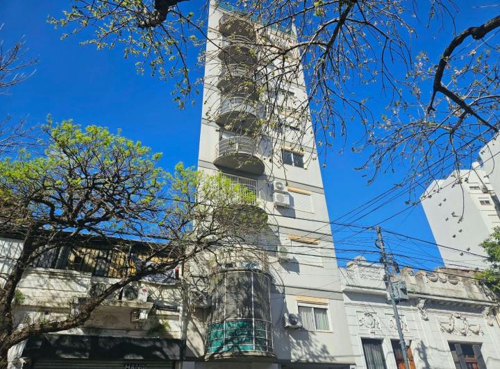 Departamento · 40m² · 2 Ambientes · 1 Cochera
