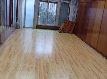 Oficina comercial de 8 ambientes, Balvanera · Gran Oficina Comercial Frente Al Shopping del Abasto, Pb y Sotano, con Patio Inc
