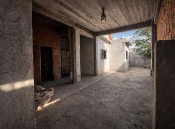 Casa · 256m² · 11 Ambientes · Venta 11 Uf en Block Ideal Inversor - Oportunidad