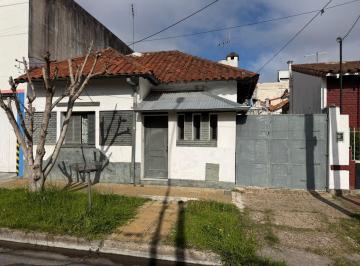 Casa · 86m² · 3 Ambientes · 1 Cochera · Casa en Florida Oeste