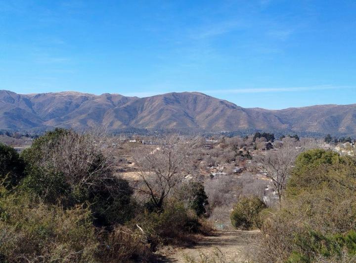 Terreno · 840m²