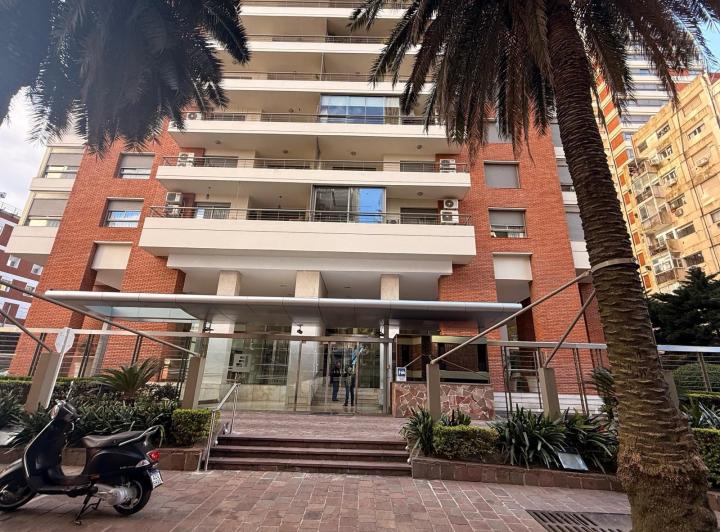 Departamento · 104m² · 3 Ambientes · 1 Cochera