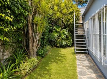 PH · 51m² · 2 Ambientes · PH con Jardín con Entrada Independiente. Sin Expensas. 2 Cuadras de Jumbo