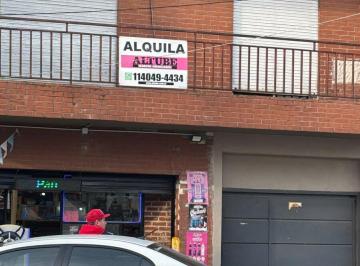 PH · 50m² · 3 Ambientes · PH Amplio 1 Er Piso en Alquiler Loma Hermosa