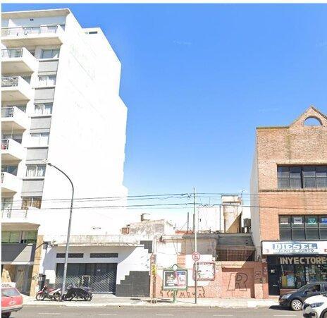 Terreno · 305m²