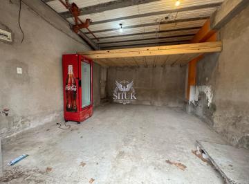 Local comercial · 30m² · 1 Ambiente · 1 Cochera · Local - Tigre