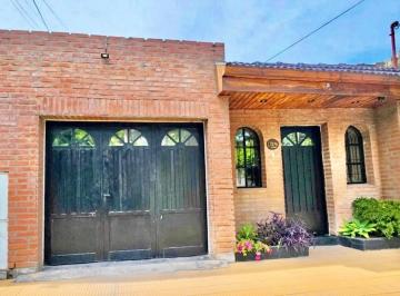 Casa · 78m² · 3 Ambientes · 1 Cochera · Venta Casa 3 Ambientes Ramos Mejia