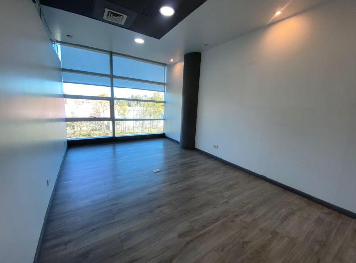 Oficina comercial · 72m² · 1 Cochera