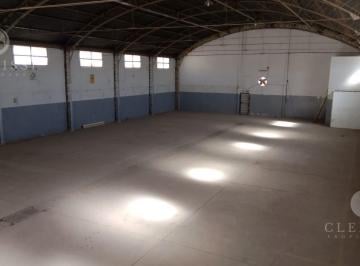 Bodega-Galpón · 700m² · Galpón en Cipolletti