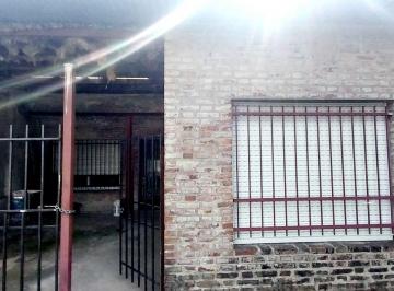 Casa · 62m² · 3 Ambientes · 1 Cochera · Venta Casa / Terreno 181.25 m² B°.belgrano