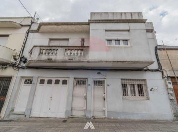 Casa · 106m² · 5 Ambientes · 1 Cochera · Venta Casa 3 Dorm. Esc Blanqueada Gge Azotea