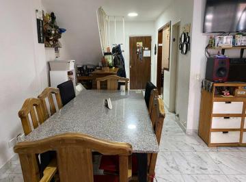 Casa · 83m² · 3 Ambientes · Venta Departamento 3 Ambientes Full Amenities