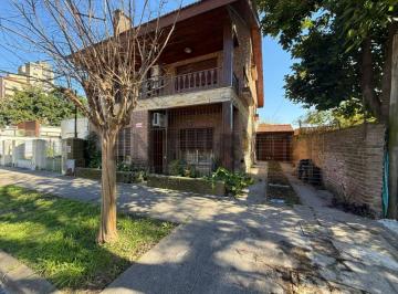Casa · 146m² · 5 Ambientes · Venta Casa 5 Ambientes en San Miguel Sobre Lote de 550 m² - Apto Crédito