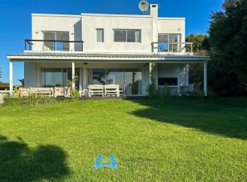 Casa de 5 ambientes, Costa Esmeralda · Venta Casa de 185 m² con 4 Dorm. Costa Esmeralda Fondos Libres!