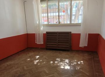 PH · 325m² · 5 Ambientes · 1 Cochera · Venta Paternal PH 5 Ambientes Garage Patio + Galpón