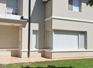 Casa · 110m² · 5 Ambientes · 1 Cochera · Venta Dúplex 3 Dorm. Barrio Cerrado El Maiten - Neuquén.