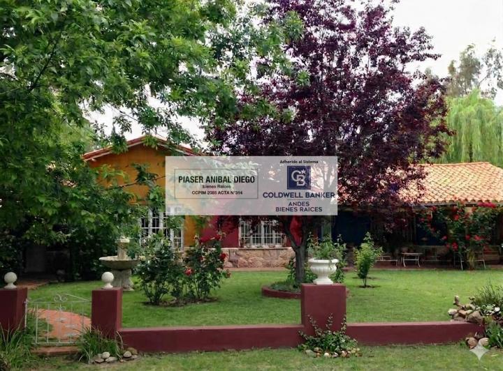 Quinta vacacional · 300015m² · 10 Ambientes · 3 Cocheras