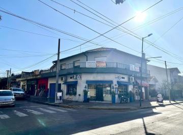 Local comercial · 400m² · 4 Ambientes · PH Más 6 Locales en Venta en Martínez