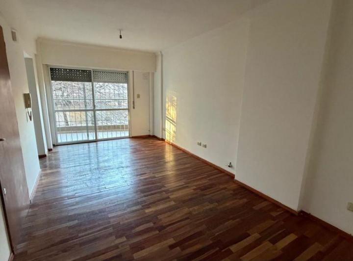 Departamento · 40m² · 2 Ambientes · 1 Cochera