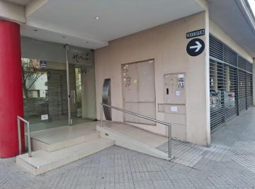 Garage , Rosario · Rodriguez Esquina Rioja - Fácil Acceso Sobre Rioja - Pb de Edficio