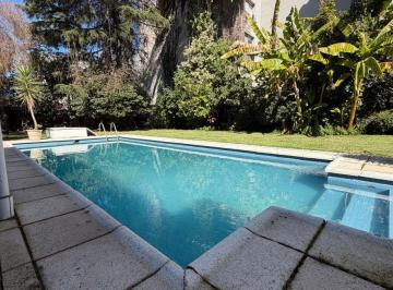 Casa de 8 ambientes, San Fernando · Casa 7 Ambientes, Jardin con Pileta, Cochera Cubierta, Quincho