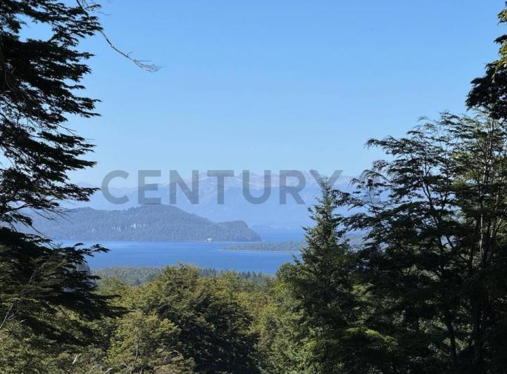 Terreno · 3685m²