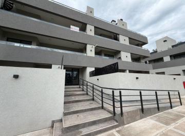 Departamento de 2 ambientes, Ezeiza · Hermoso Depto 2 Ambientes con Quincho Peinado a Estrenar en Alquiler en Ayres del Sur!