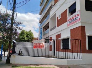 Casa · 200m² · 5 Ambientes · Casa en Venta - Mate de Luna 2205 Esq Juan Jose Paso