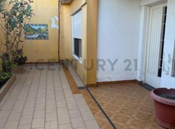 Departamento · 112m² · 4 Ambientes · Venta PH en Villa Lynch: Ideal Para Familias